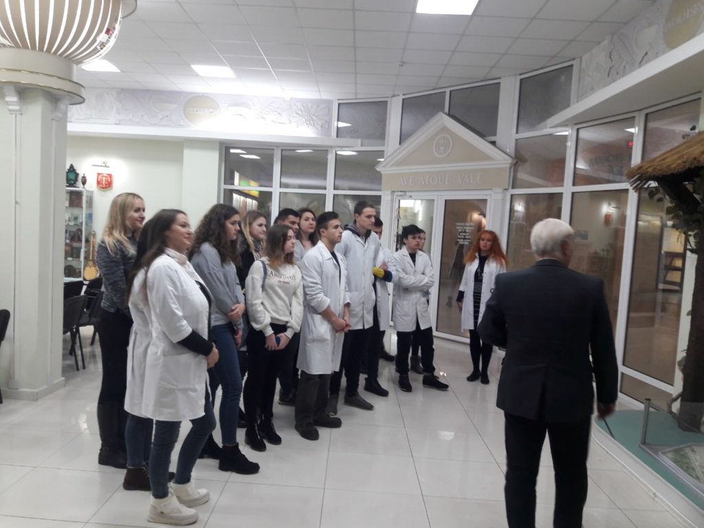 Виховна робота. Оглядово-інформаційна екскурсія до Музею історії НФаУ