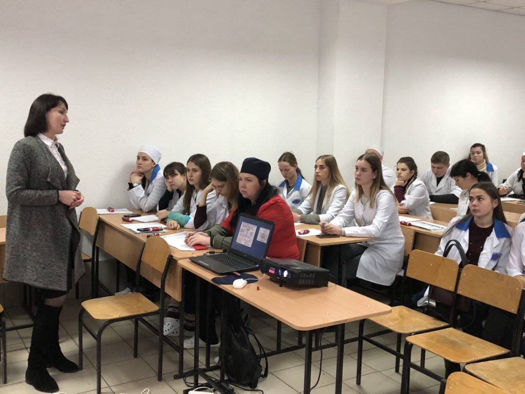 Спільна профорієнтаційна робота на базі Харківського обласного медичного коледжу